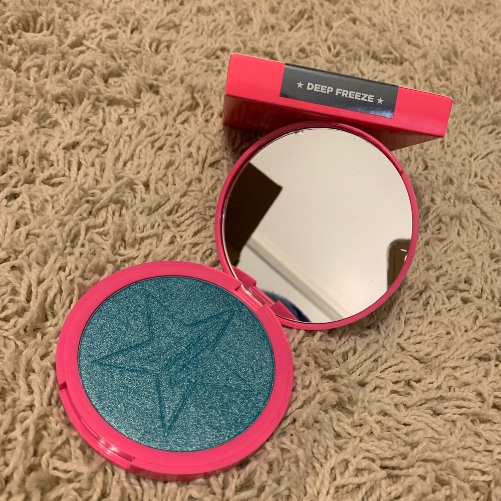 makeup bundle - Picture 4 of 8